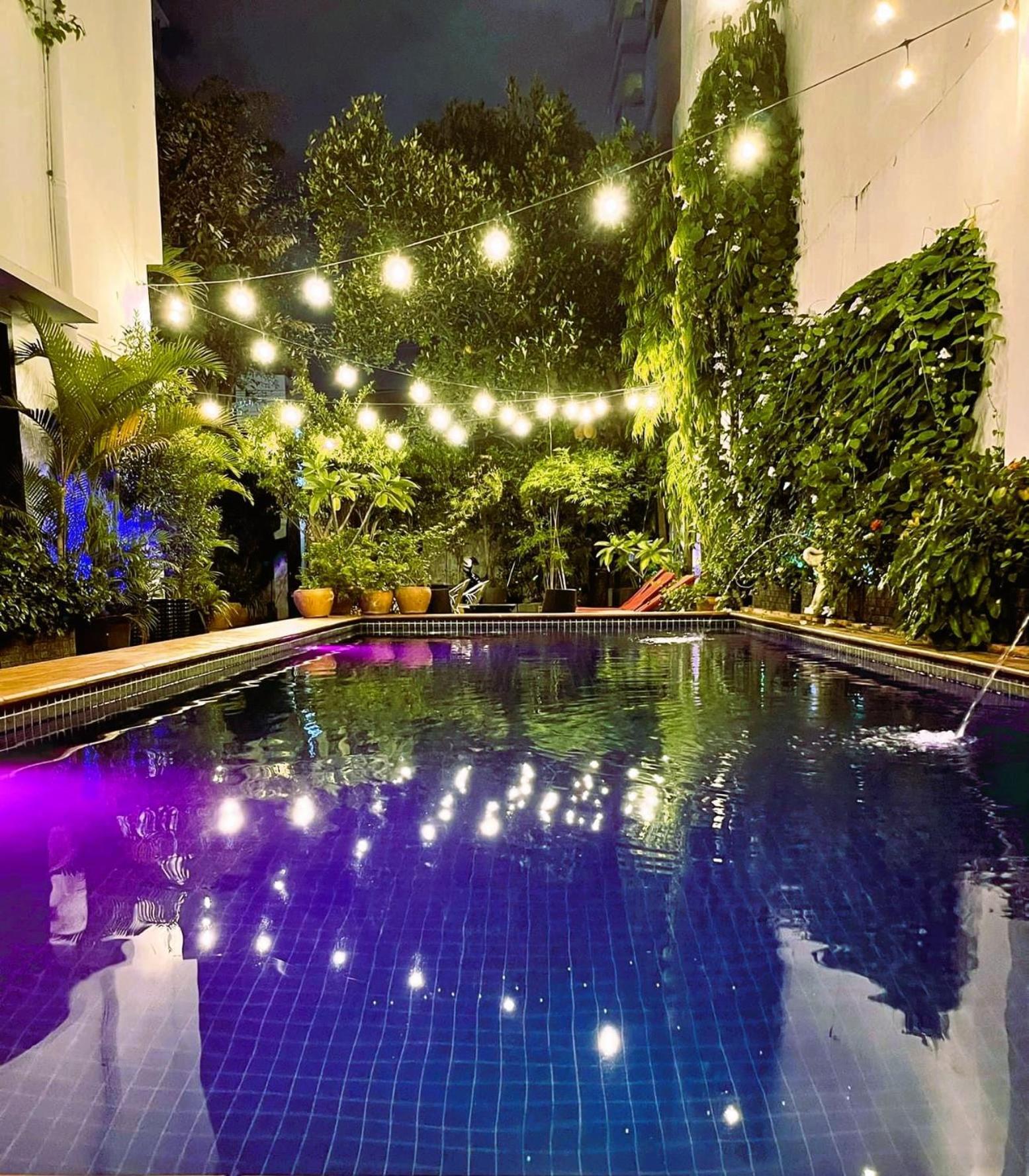 Birdcage Boutique Otel Phnom Penh Dış mekan fotoğraf