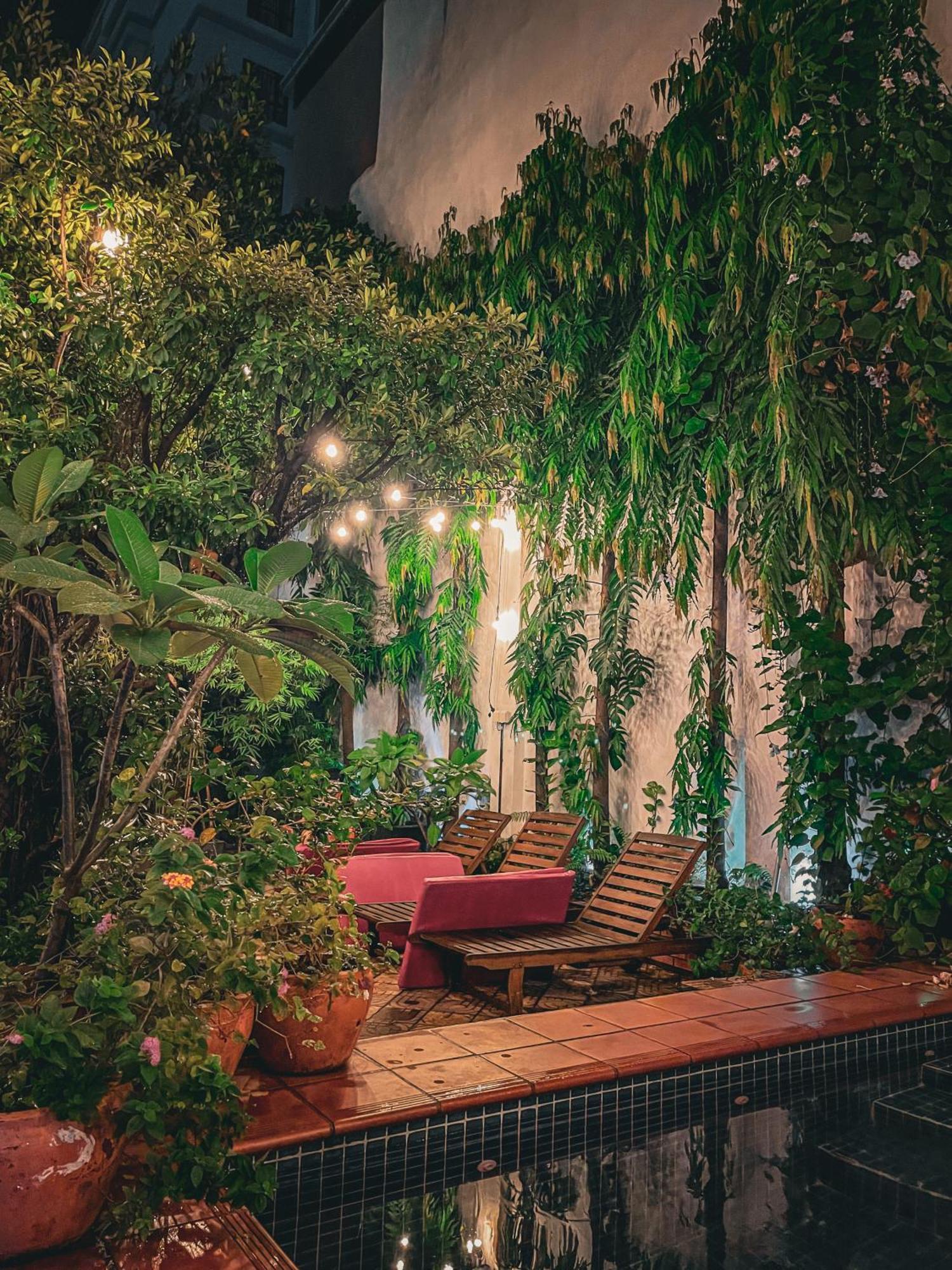 Birdcage Boutique Otel Phnom Penh Dış mekan fotoğraf