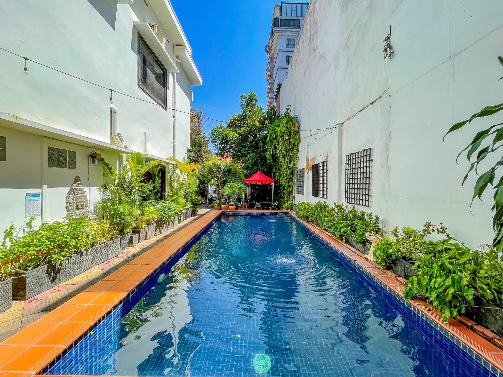 Birdcage Boutique Otel Phnom Penh Dış mekan fotoğraf